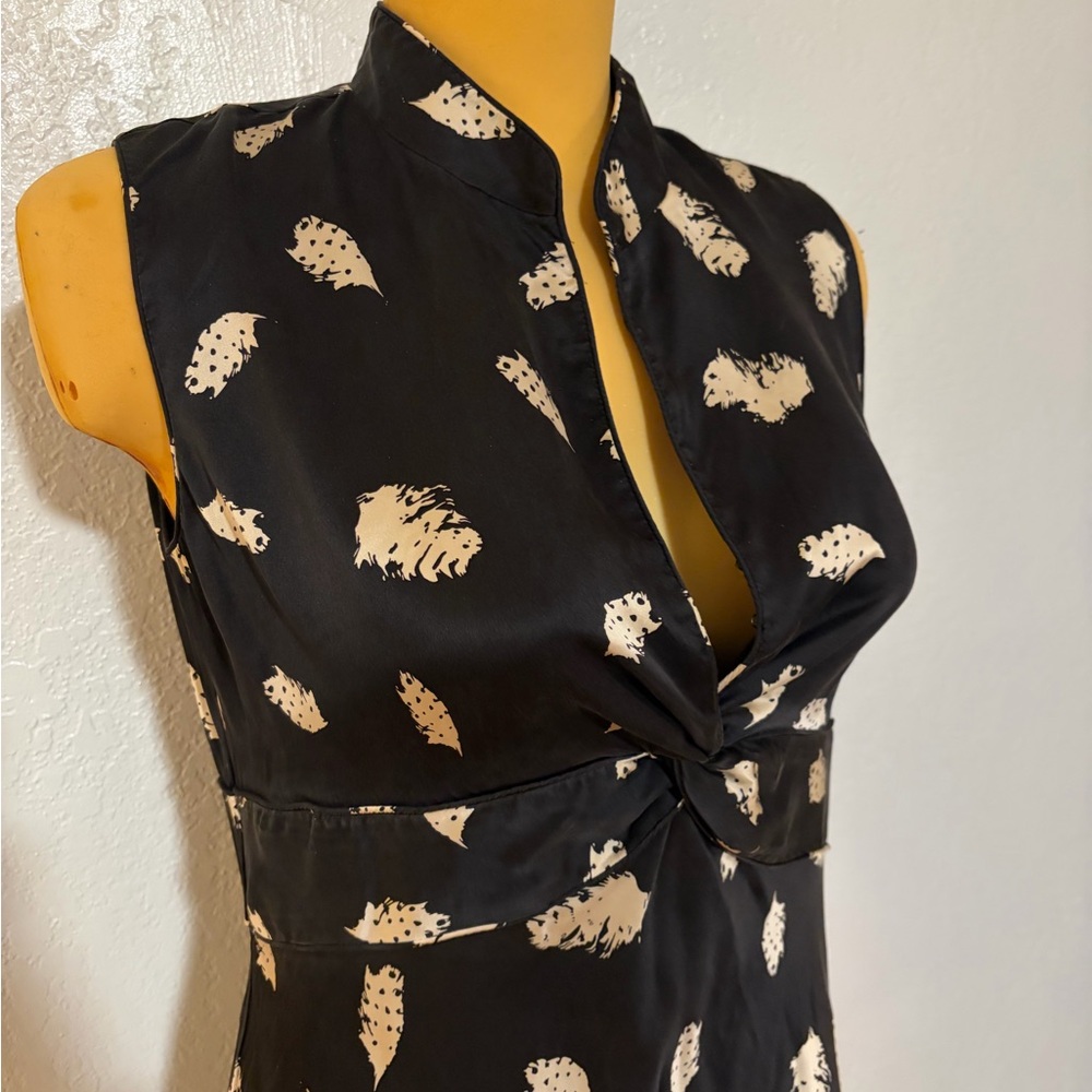ICE Elegant Black and Cream Feather Print Dress 100% Mulberry Silk Satin Y2K - Picture 3 of 7